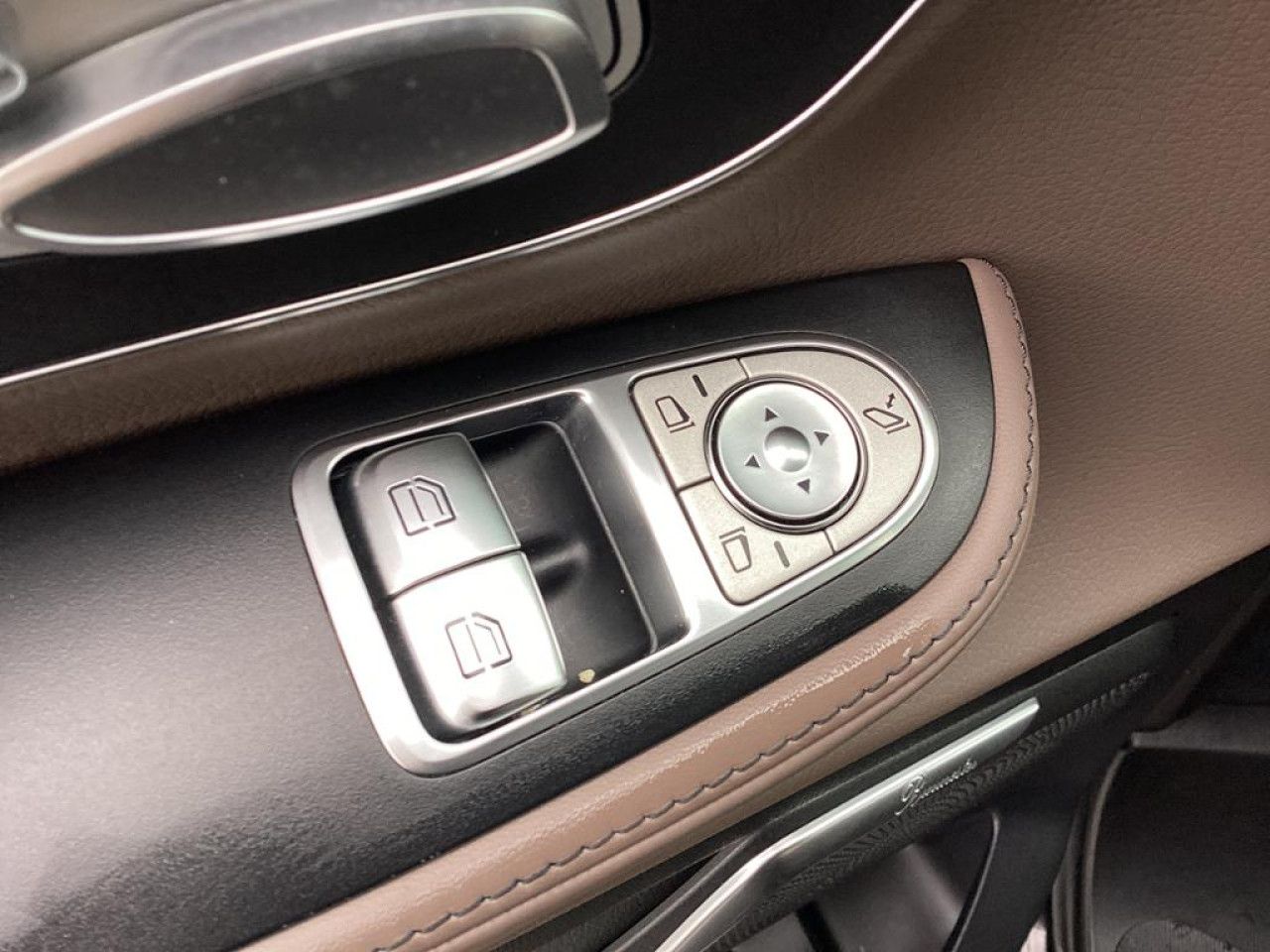 Fahrzeugbild 18 / 24