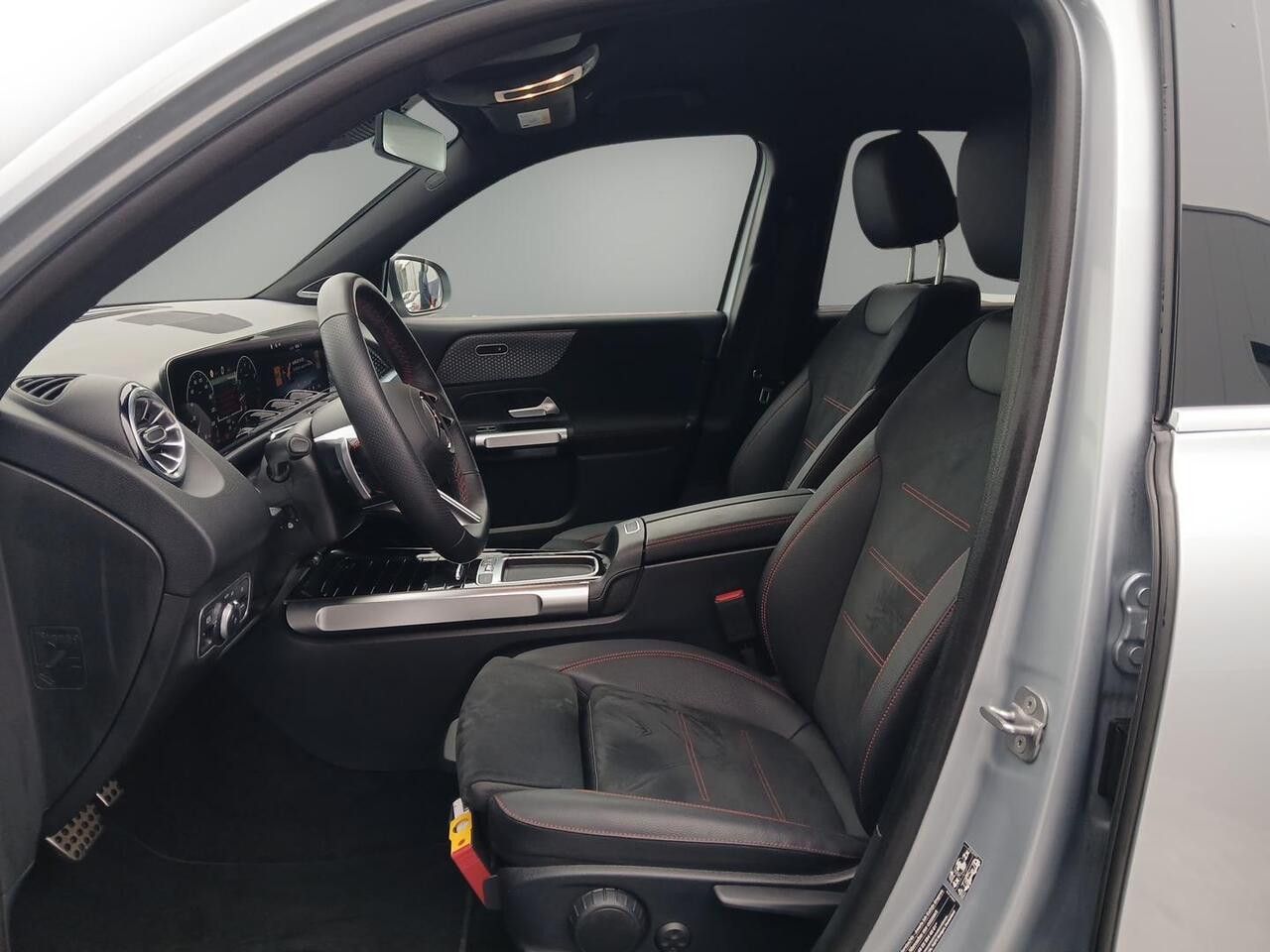 Zdjęcie pojazdu 17 / 24