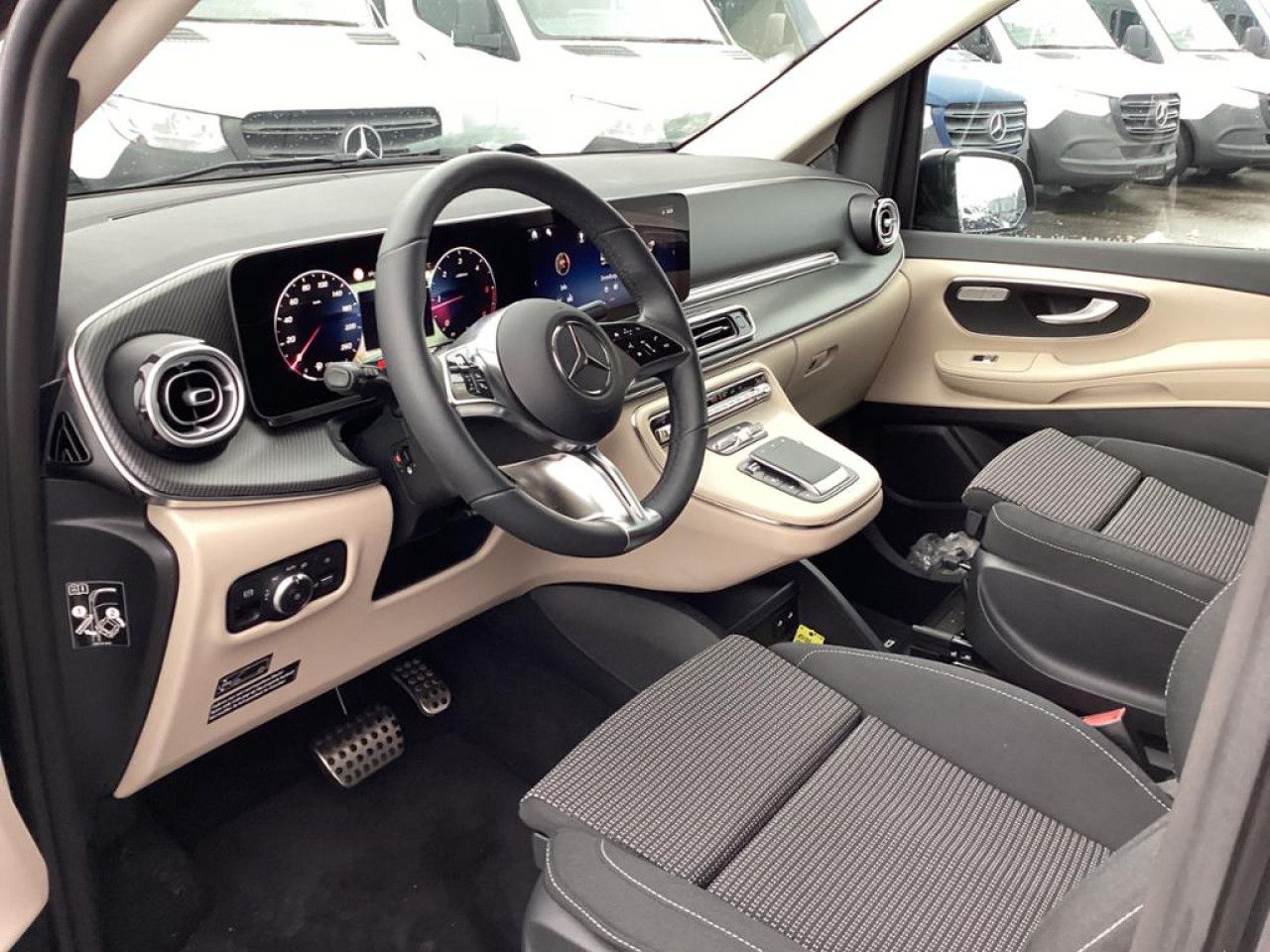 Fahrzeugbild 10 / 25