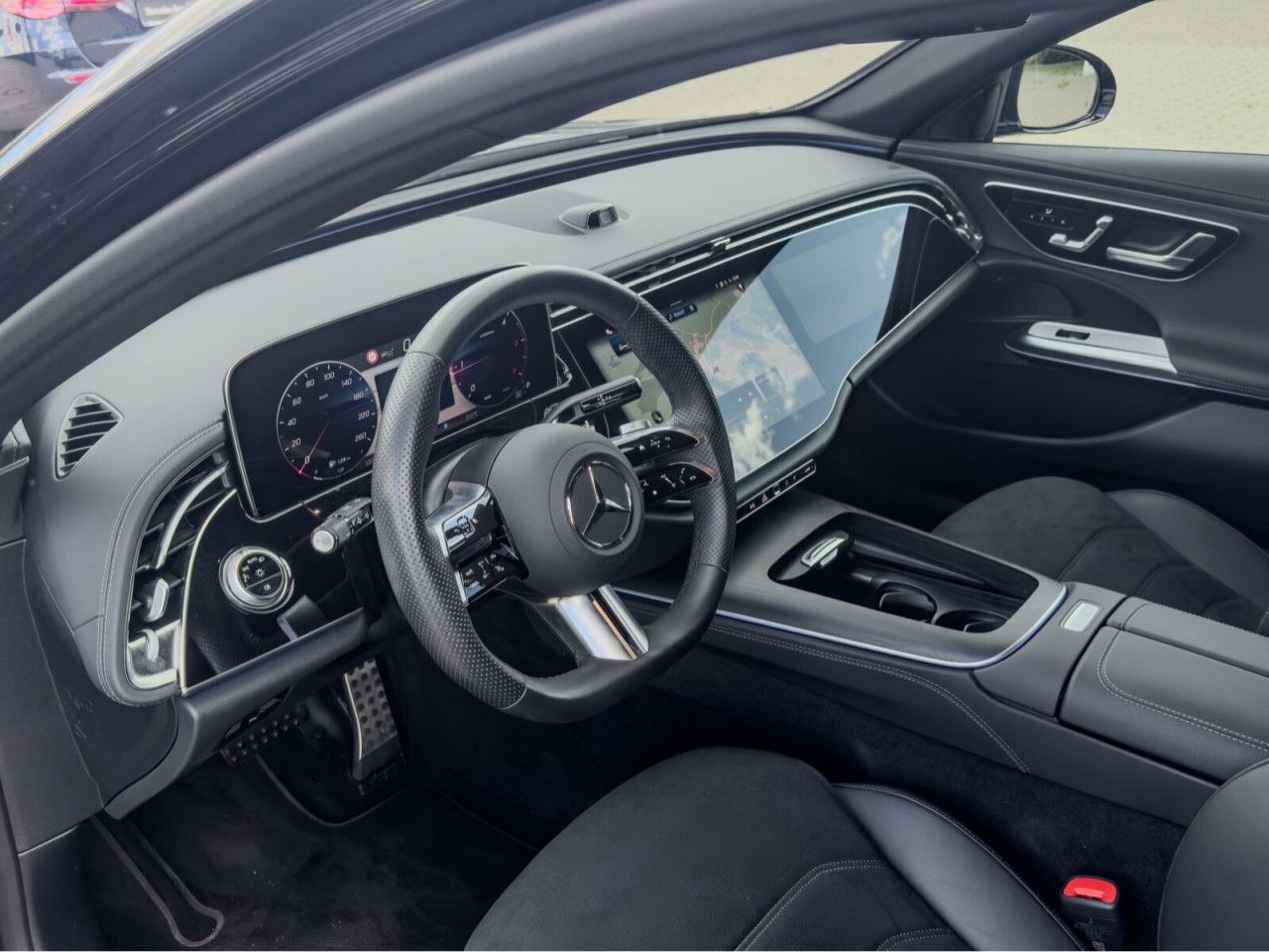 Mercedes-Benz E-Klasse – Bild 9