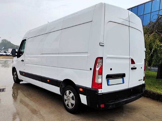 Vehicle image 4 / 11