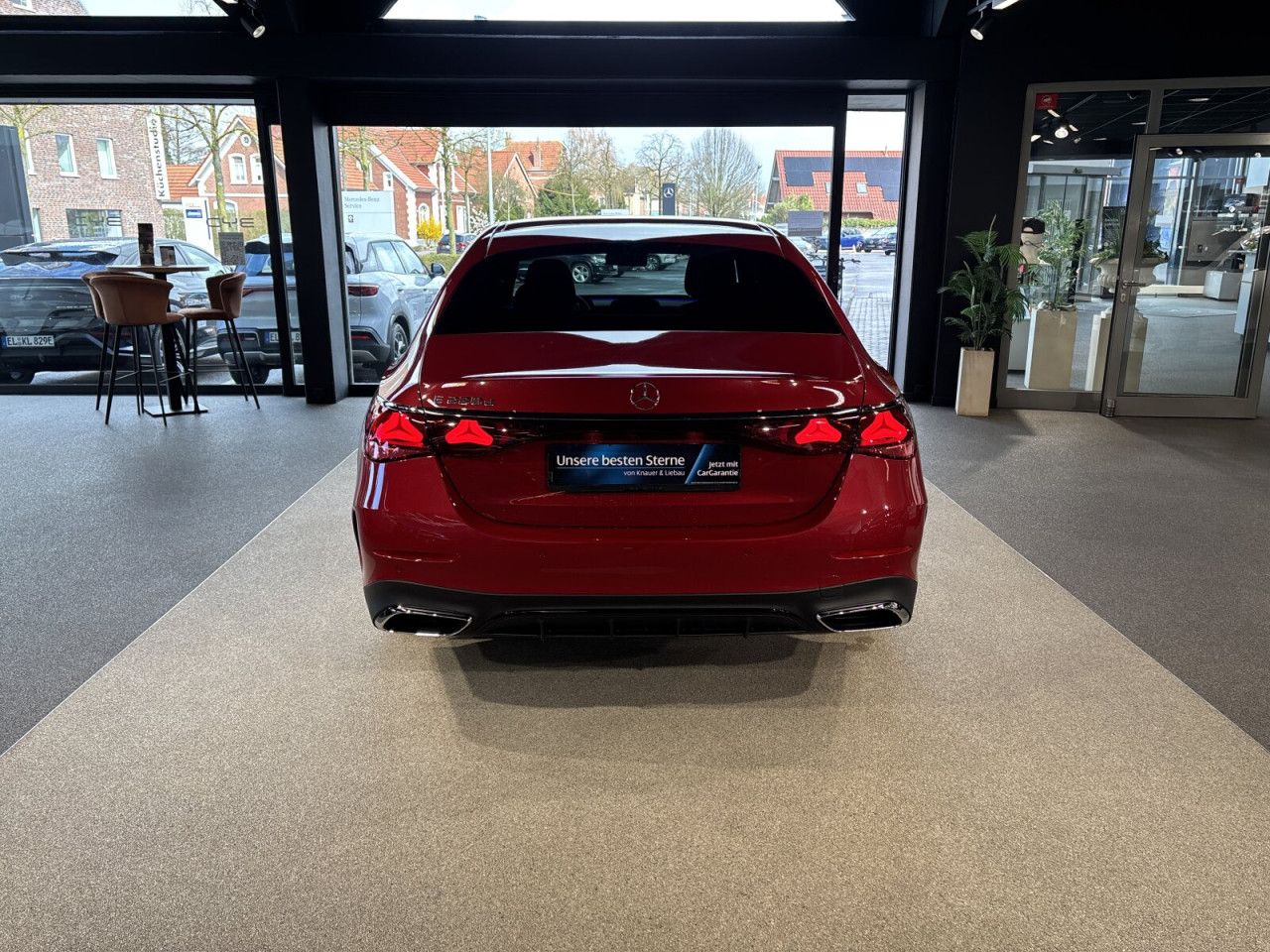 Mercedes-Benz E-Klasse – Bild 14