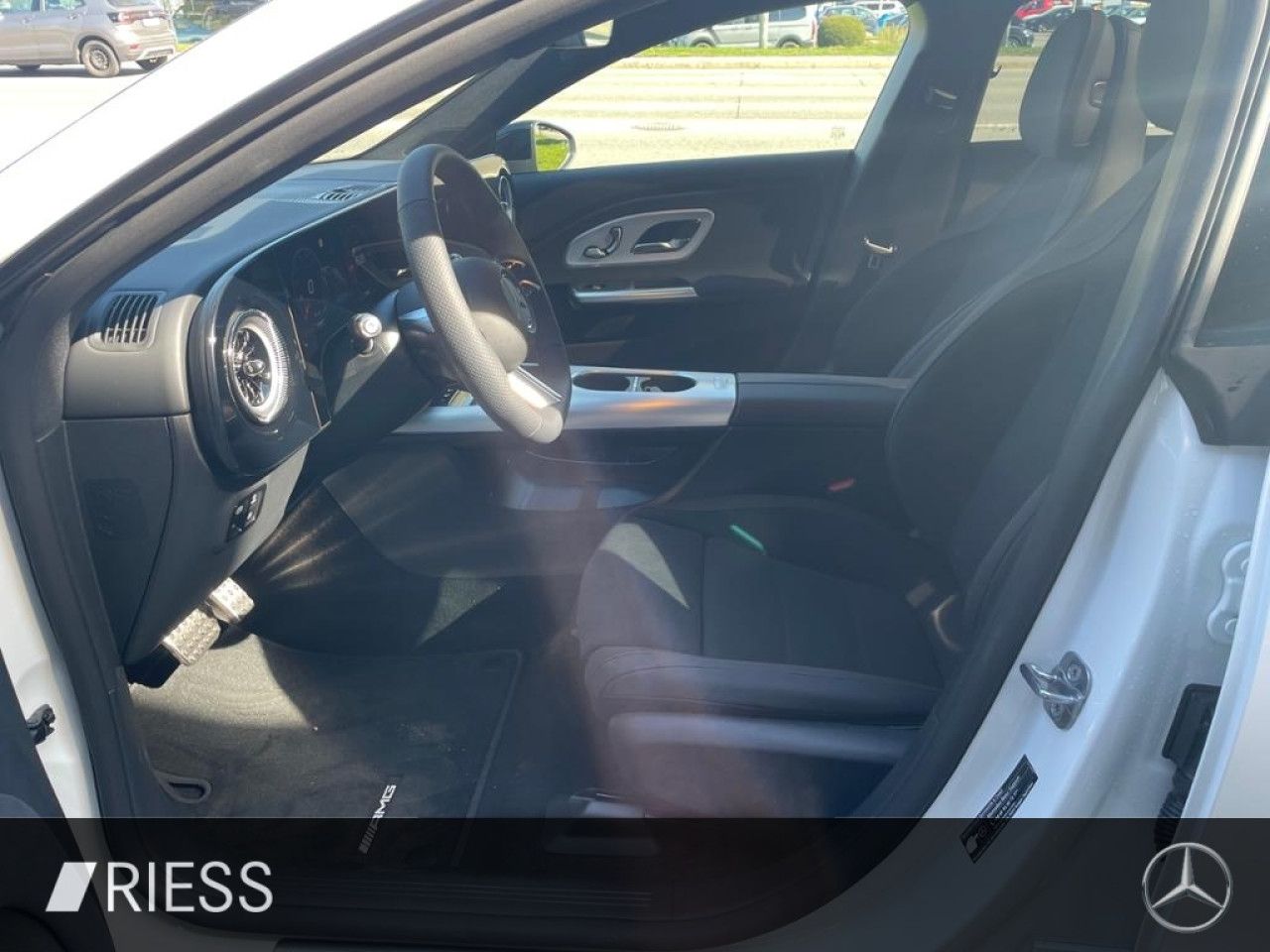 Mercedes-Benz CLA – Bild 2