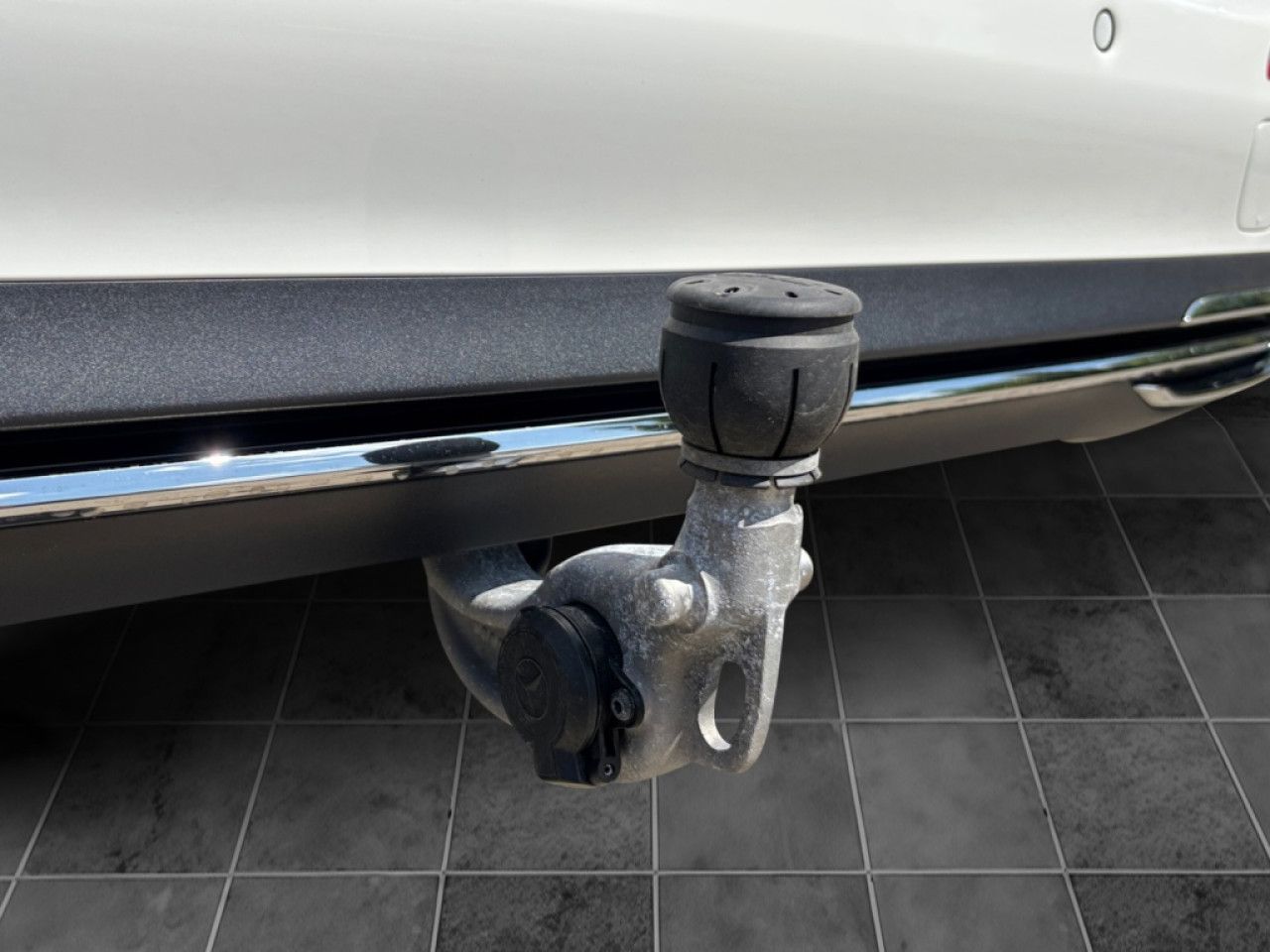 Mercedes-Benz E-Klasse – Bild 17