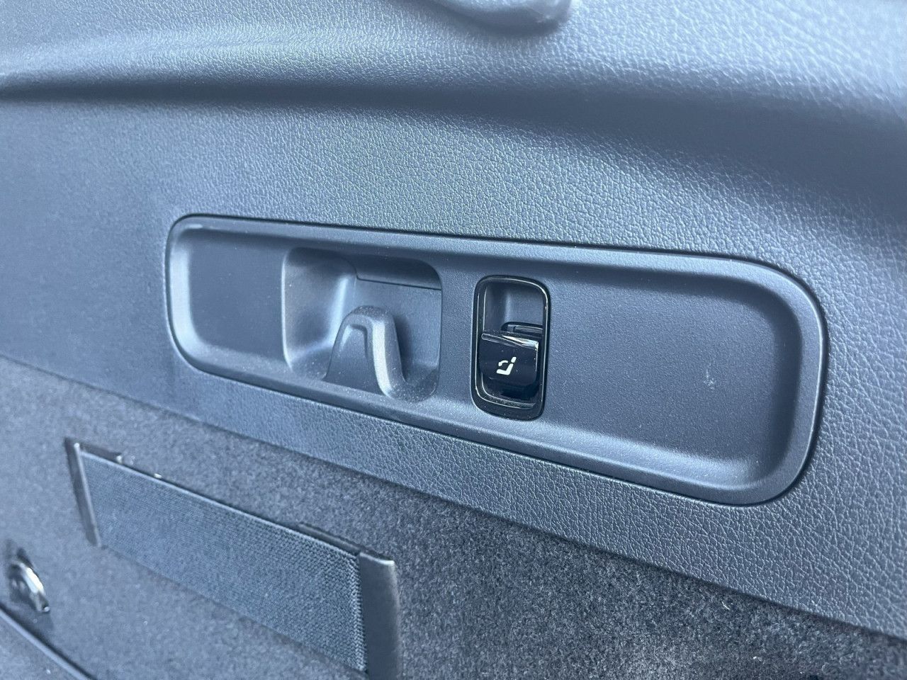 Zdjęcie pojazdu 18 / 34