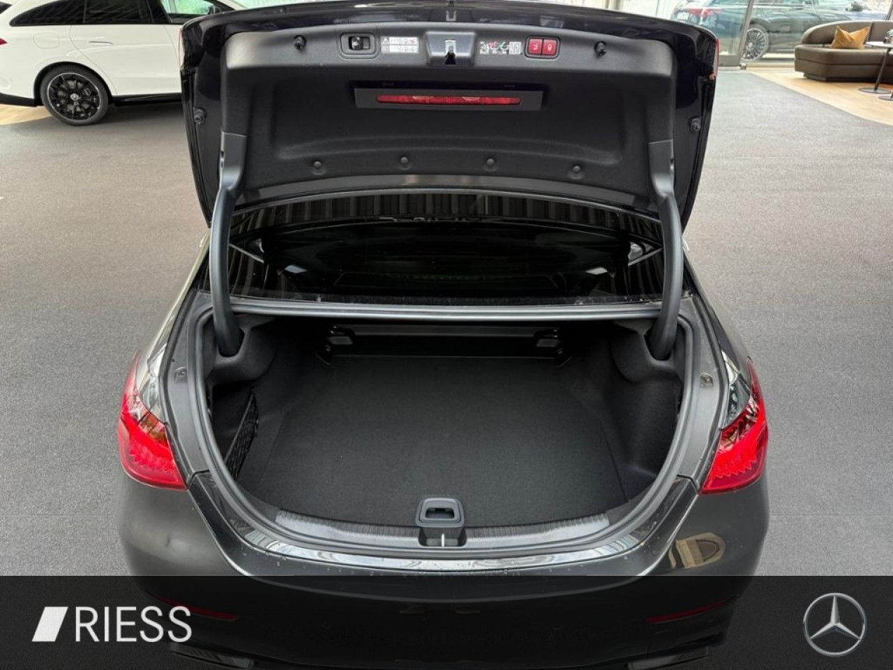 Mercedes-Benz C-Klasse – Bild 6