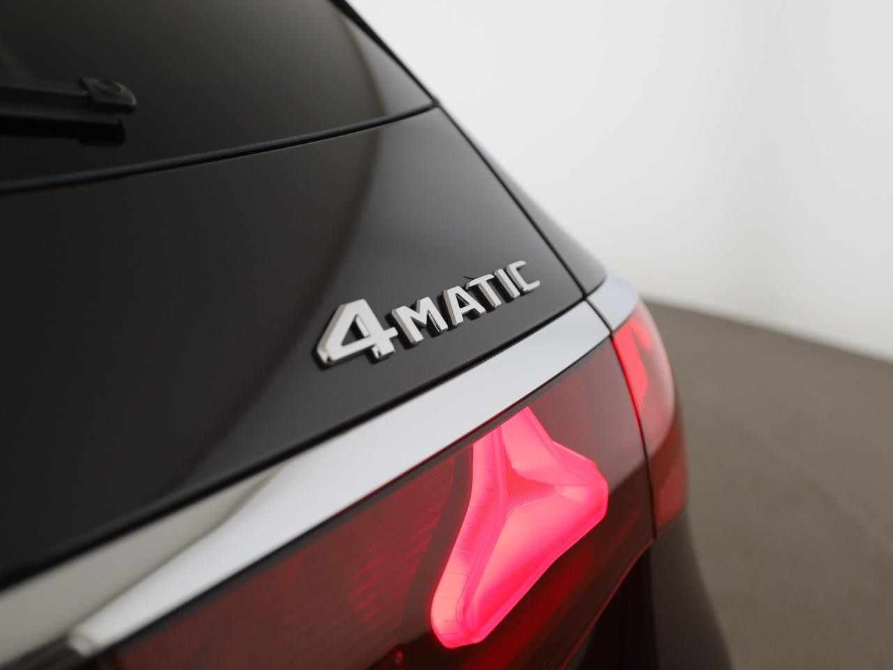 Mercedes-Benz E-Klasse – Bild 28