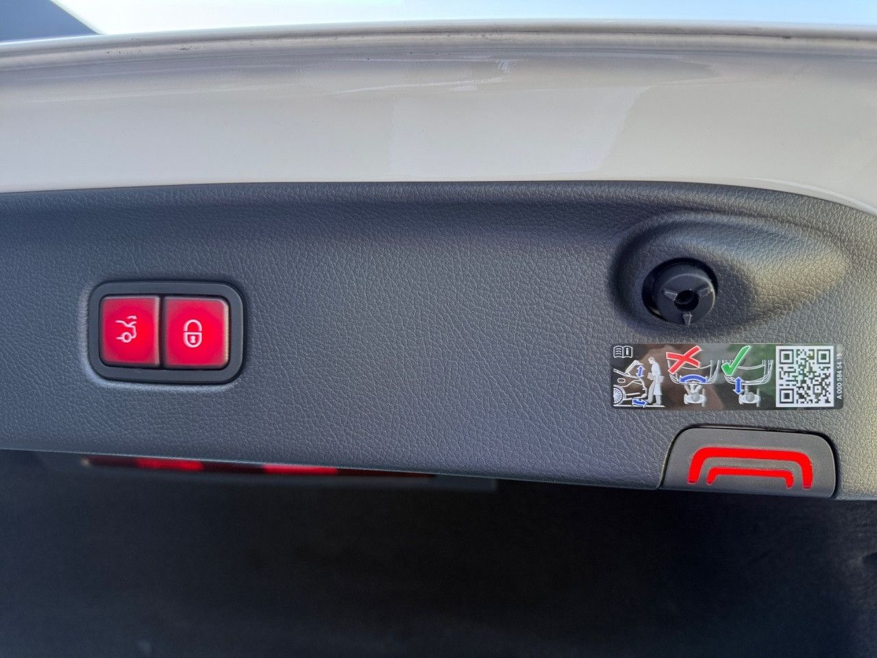 Mercedes-Benz S-Klasse – Bild 25