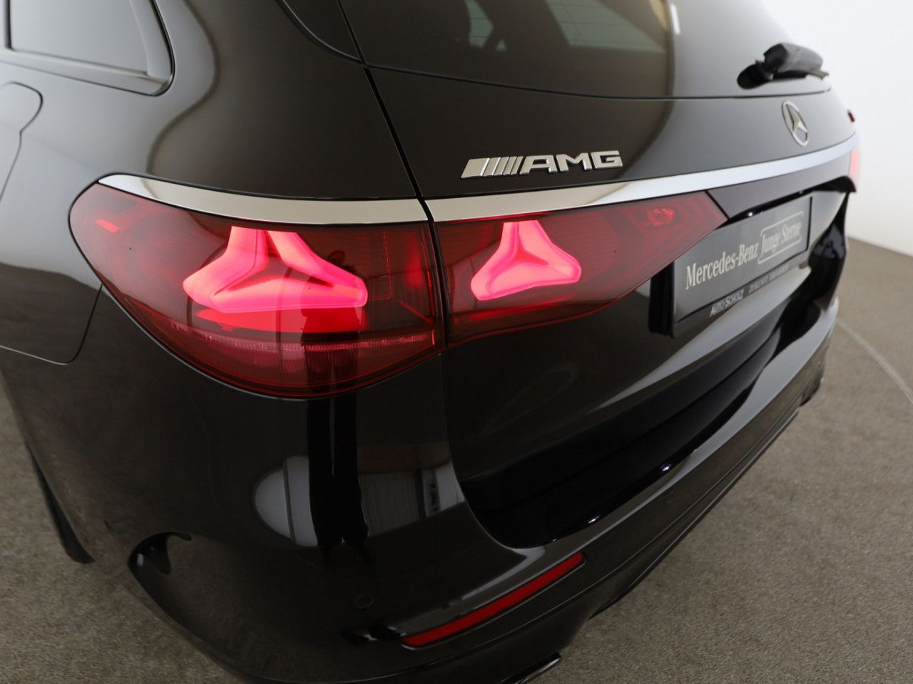 Mercedes-Benz E-Klasse – Bild 16