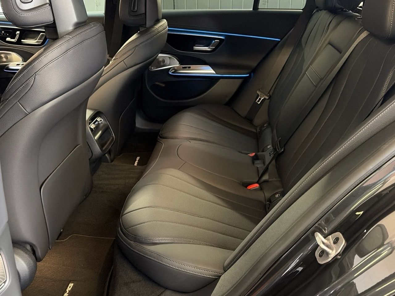 Mercedes-Benz E-Klasse – Bild 13
