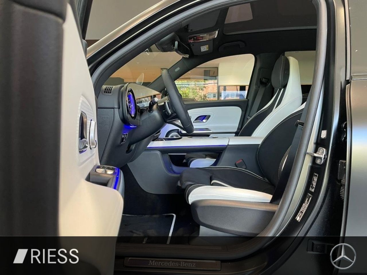 Mercedes-Benz GLB – Bild 2