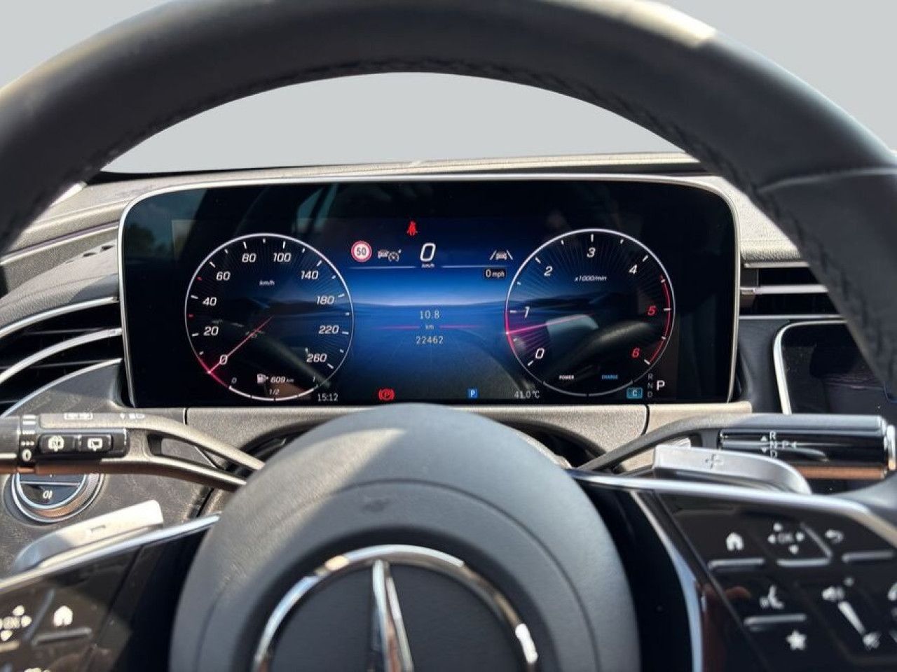 Mercedes-Benz E-Klasse – Bild 17