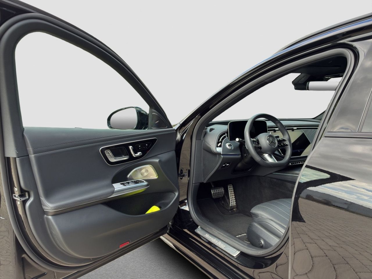 Mercedes-Benz E-Klasse – Bild 13