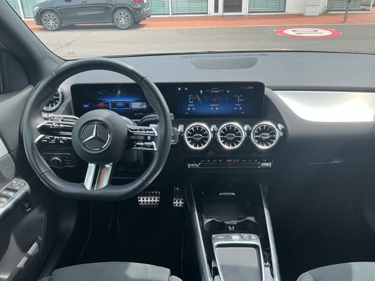 Mercedes-Benz GLA – Bild 11