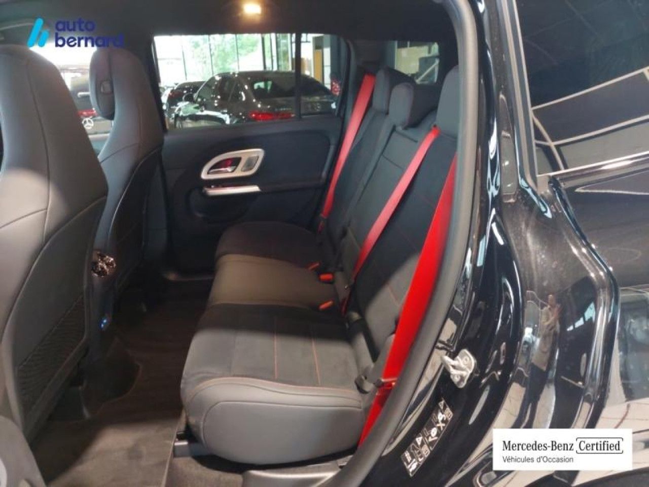Photo du v&eacute;hicule 10 / 18