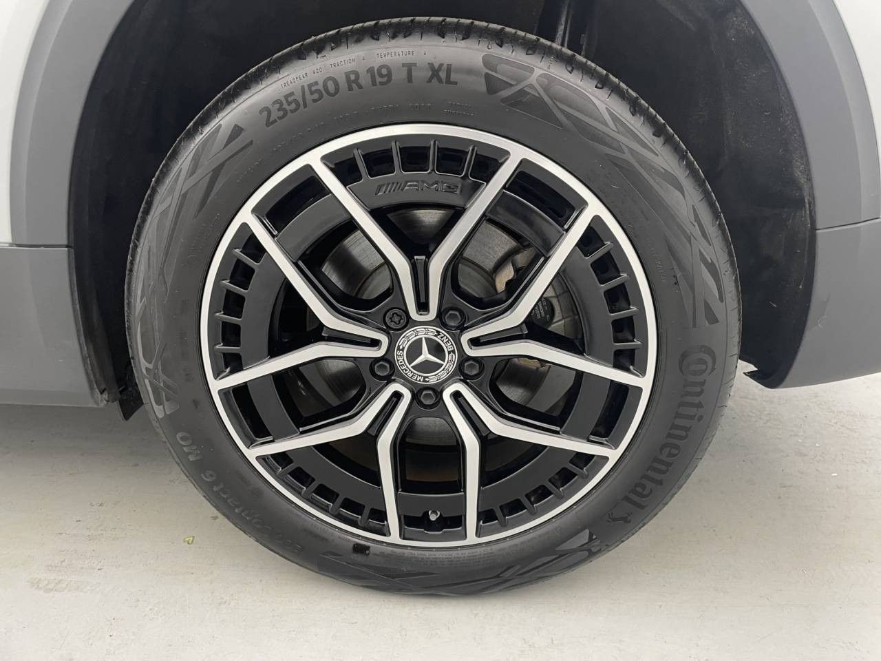 Photo du v&eacute;hicule 17 / 18