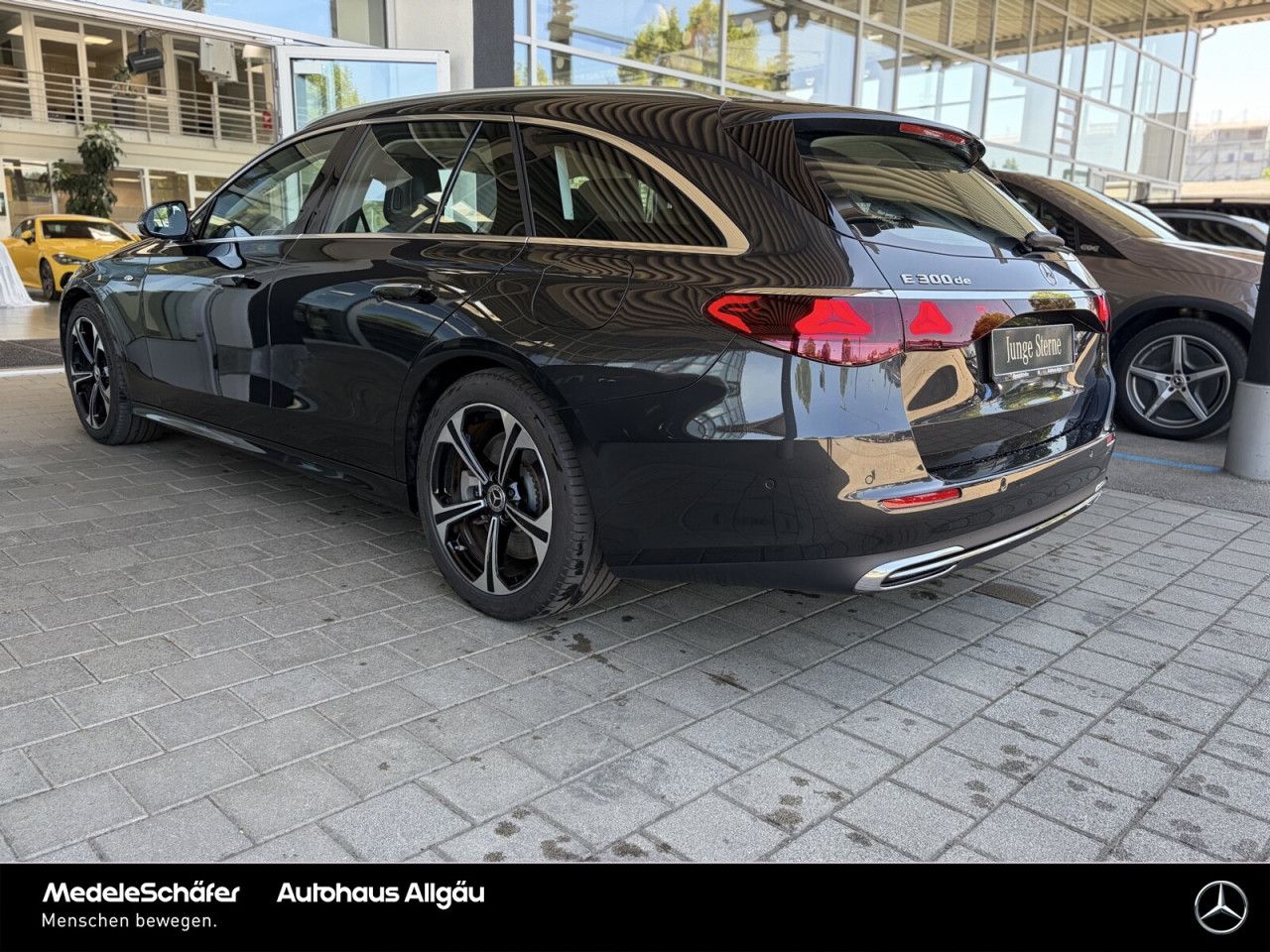 Mercedes-Benz E-Klasse – Bild 9