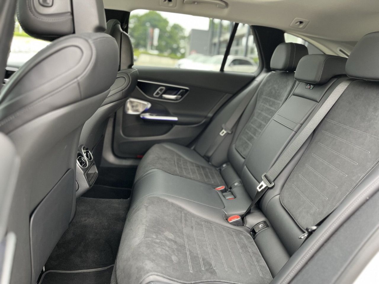 Mercedes-Benz C-Klasse – Bild 13