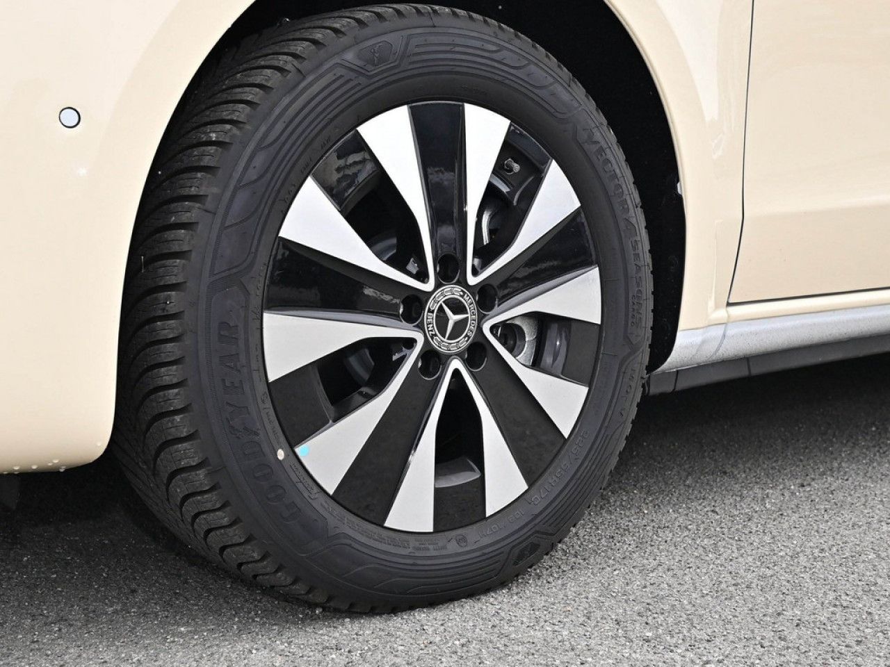 Mercedes-Benz Vito – Bild 6