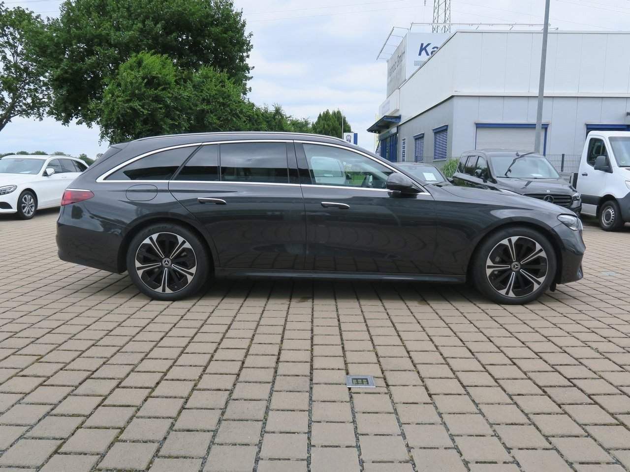 Mercedes-Benz E-Klasse – Bild 3