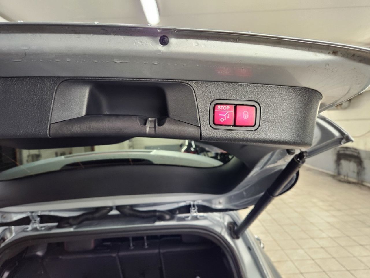 Photo du v&eacute;hicule 15 / 16