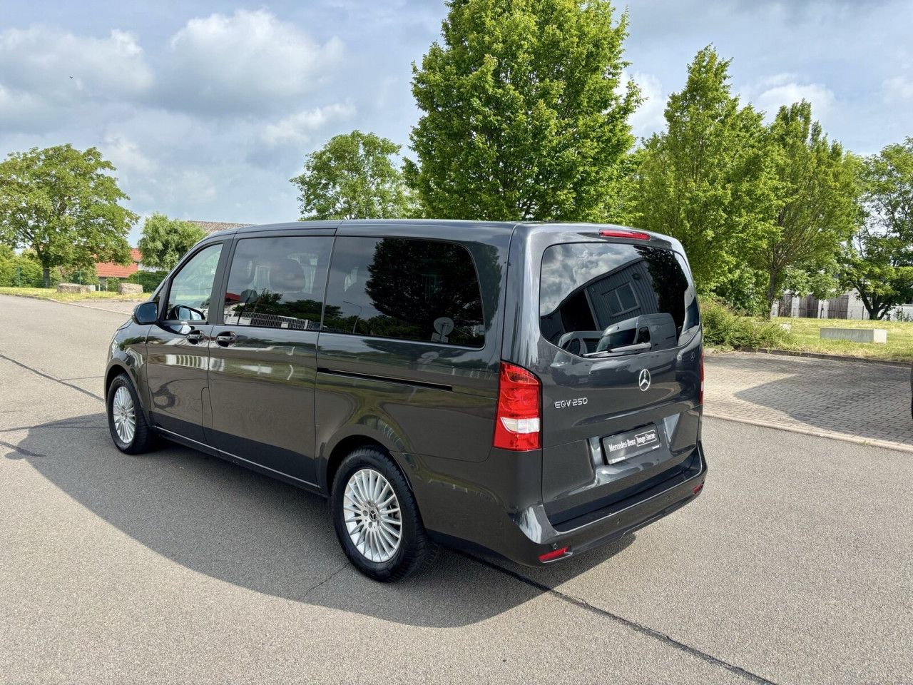 Mercedes-Benz EQV – Bild 8