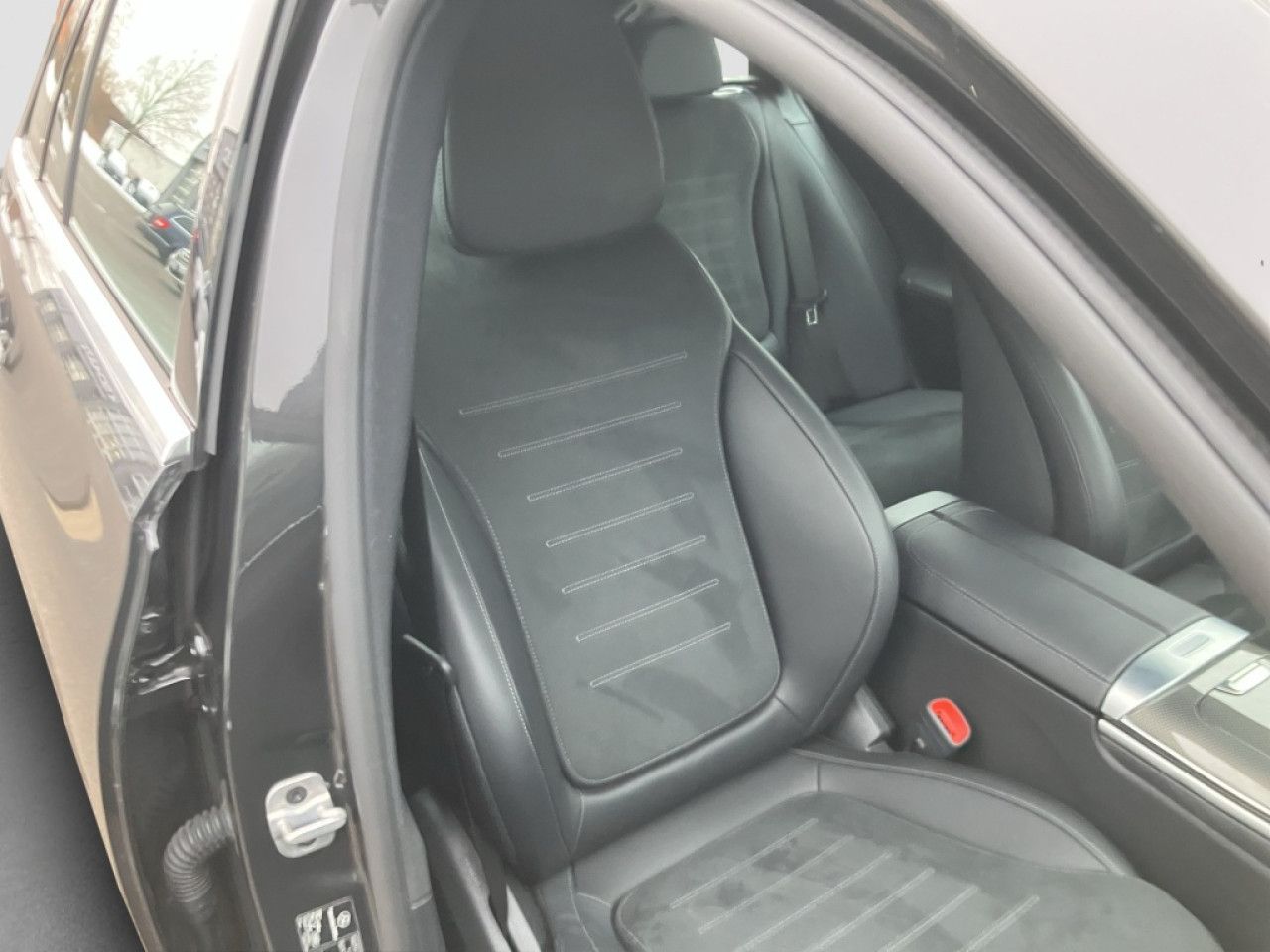 Mercedes-Benz C-Klasse – Bild 22