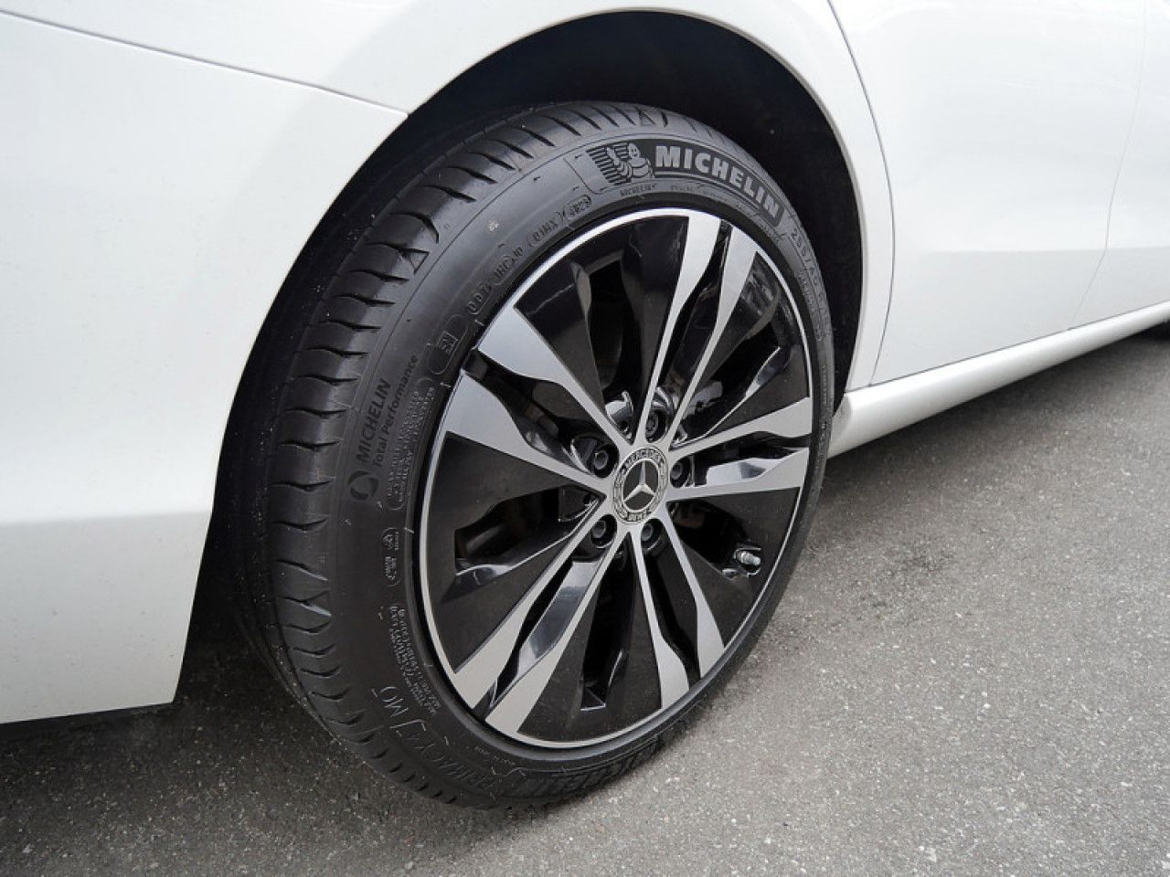 Mercedes-Benz C-Klasse – Bild 7