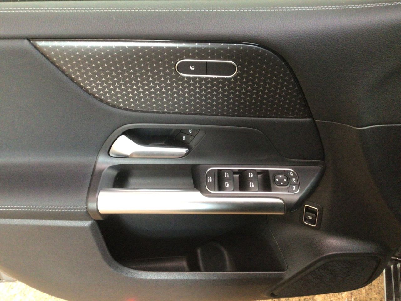 Fahrzeugbild 13 / 16