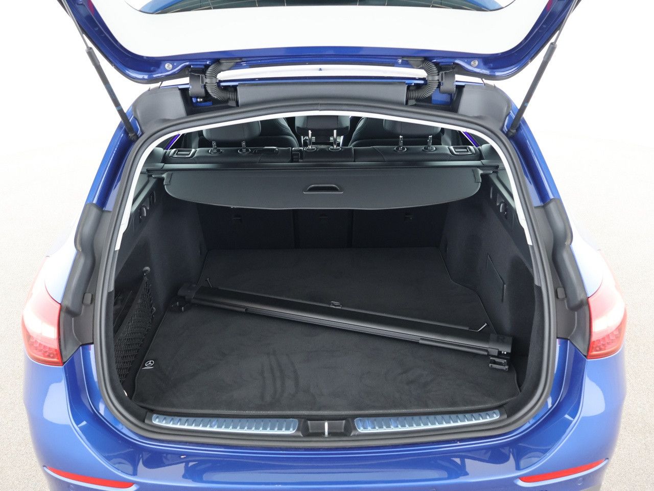 Mercedes-Benz C-Klasse – Bild 18