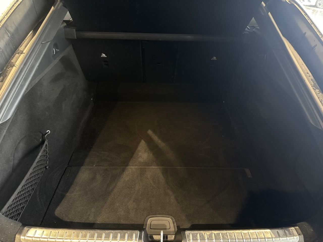 Photo du v&eacute;hicule 10 / 18