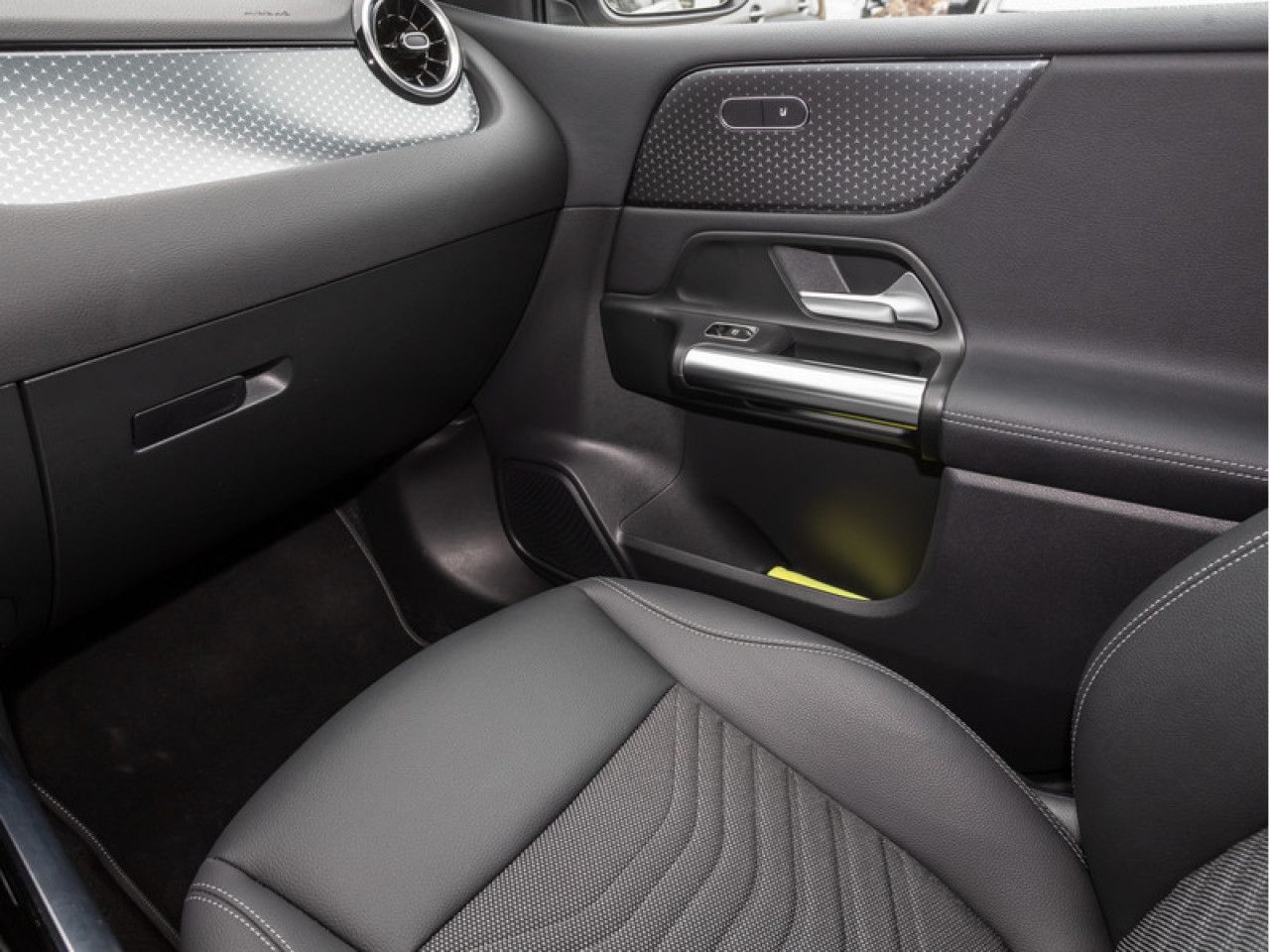 Fahrzeugbild 16 / 24