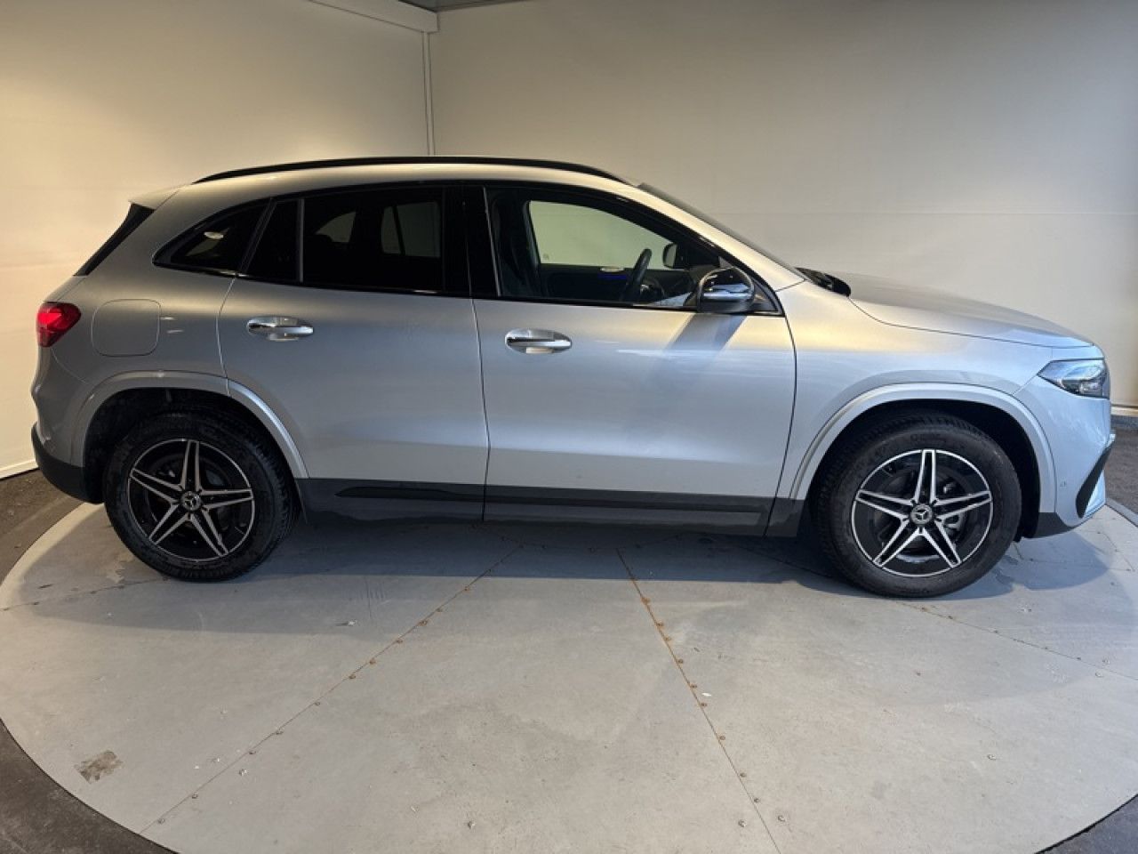 Photo du v&eacute;hicule 5 / 18