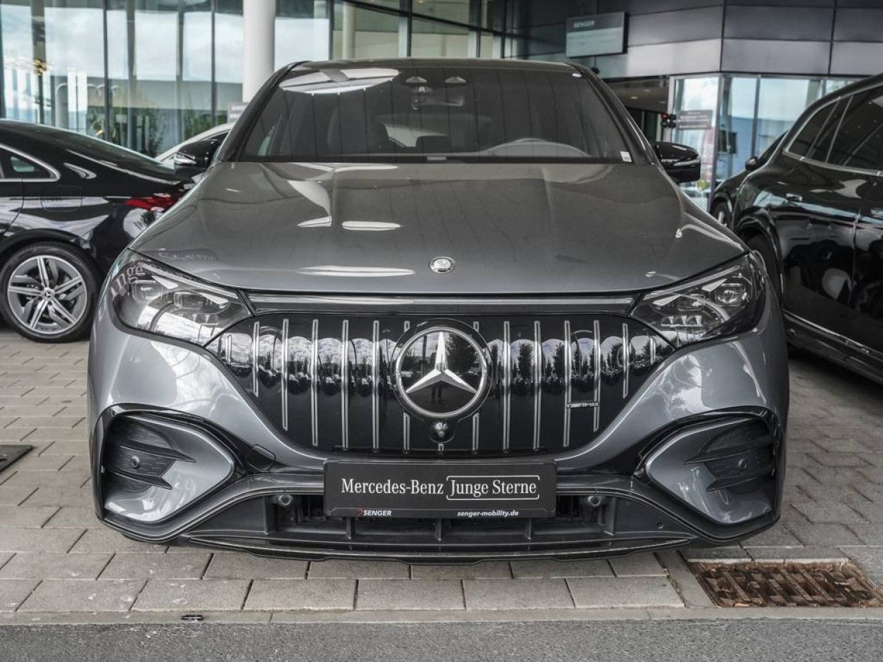 Mercedes-Benz EQE SUV – Bild 2