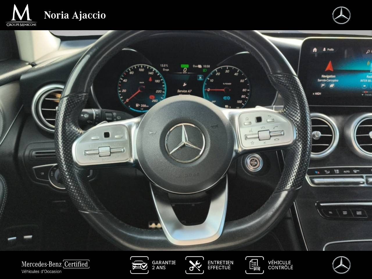 Photo du v&eacute;hicule 14 / 17