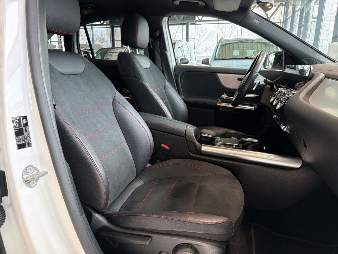 Fahrzeugbild 16 / 18