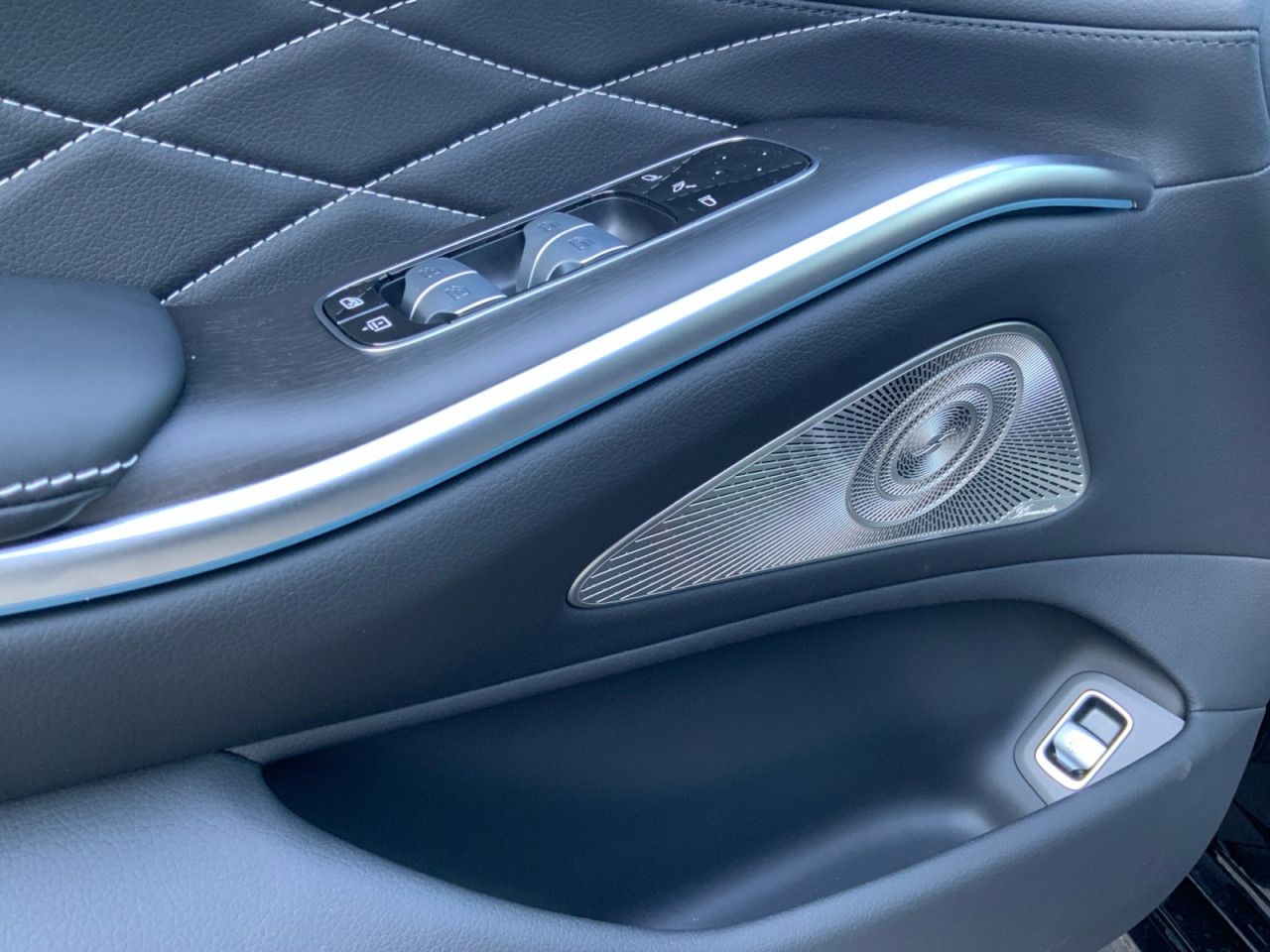 Mercedes-Benz S-Klasse – Bild 16