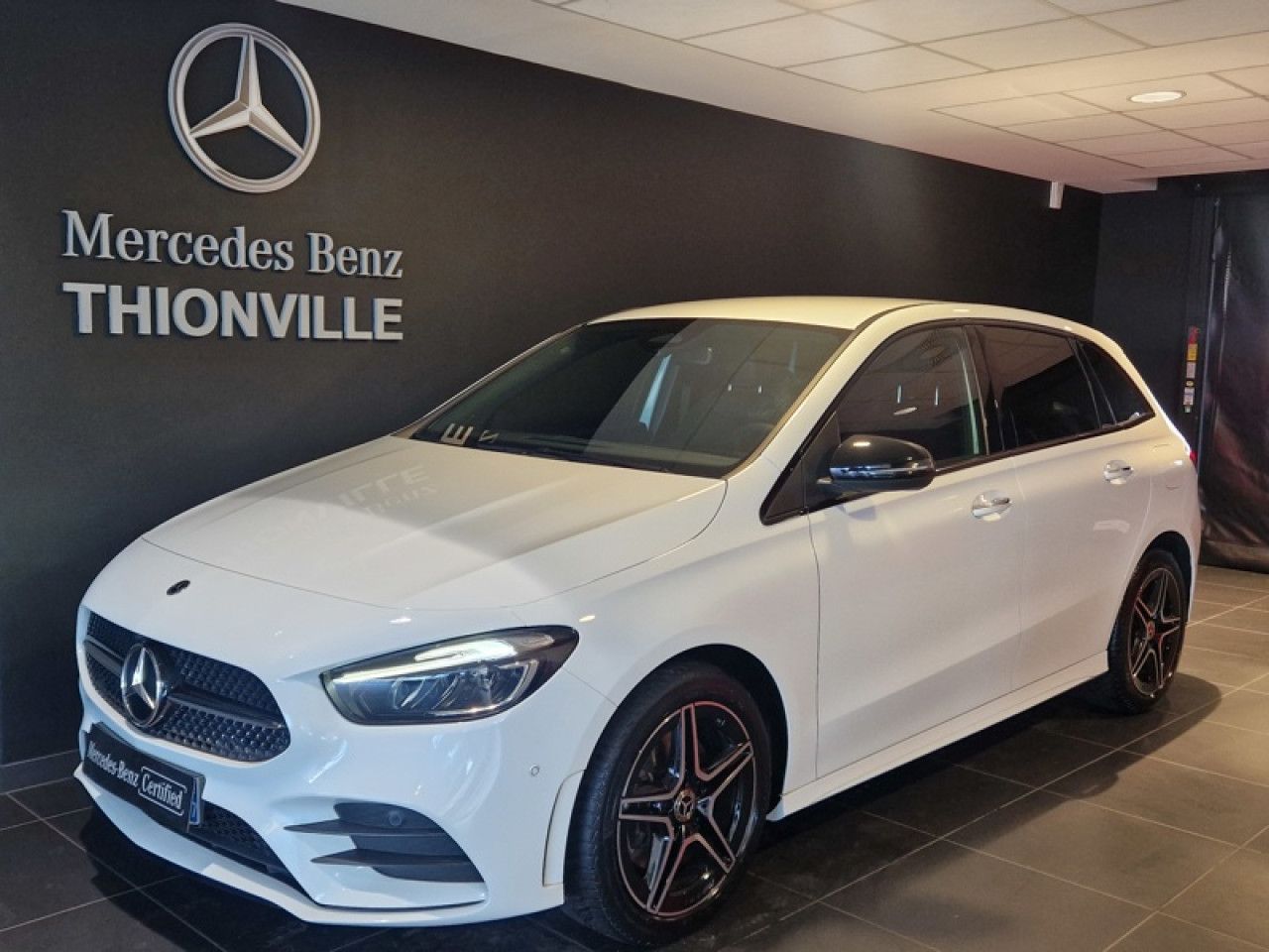 Photo du véhicule 9 / 18