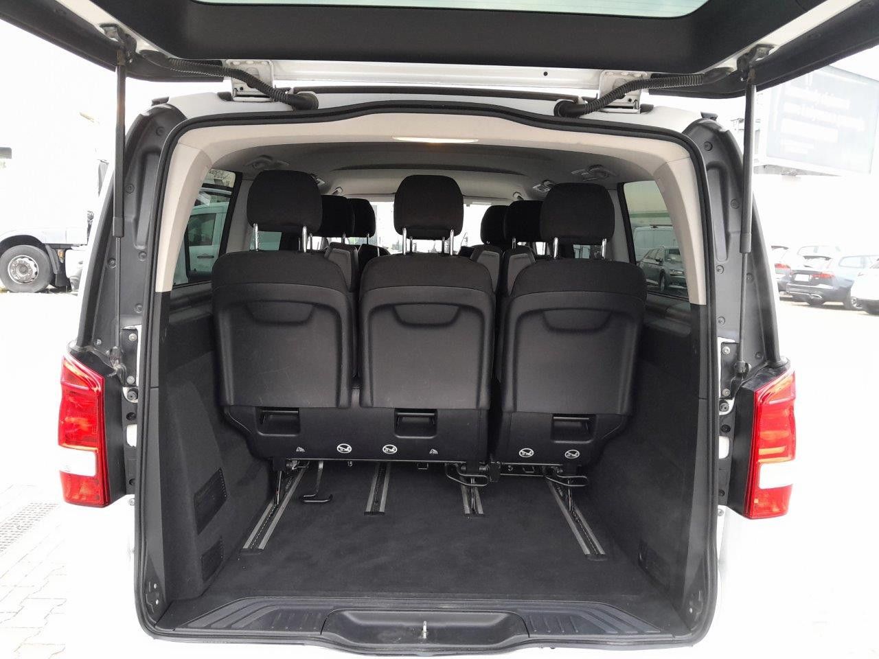 Zdjęcie pojazdu 7 / 19