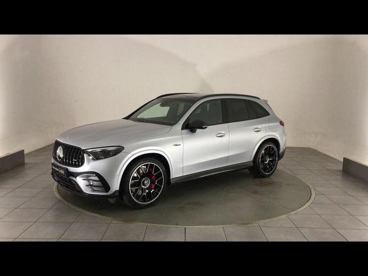 Photo du v&eacute;hicule 1 / 18