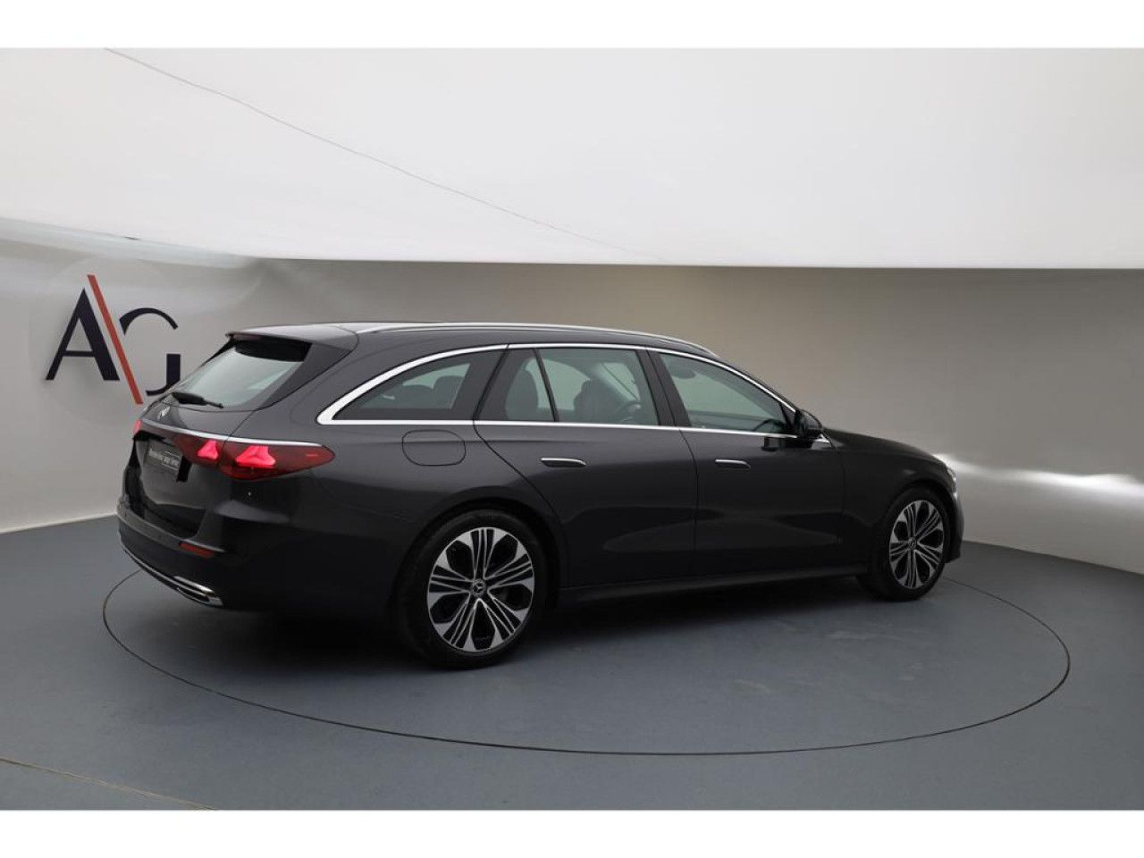 Mercedes-Benz E-Klasse – Bild 5