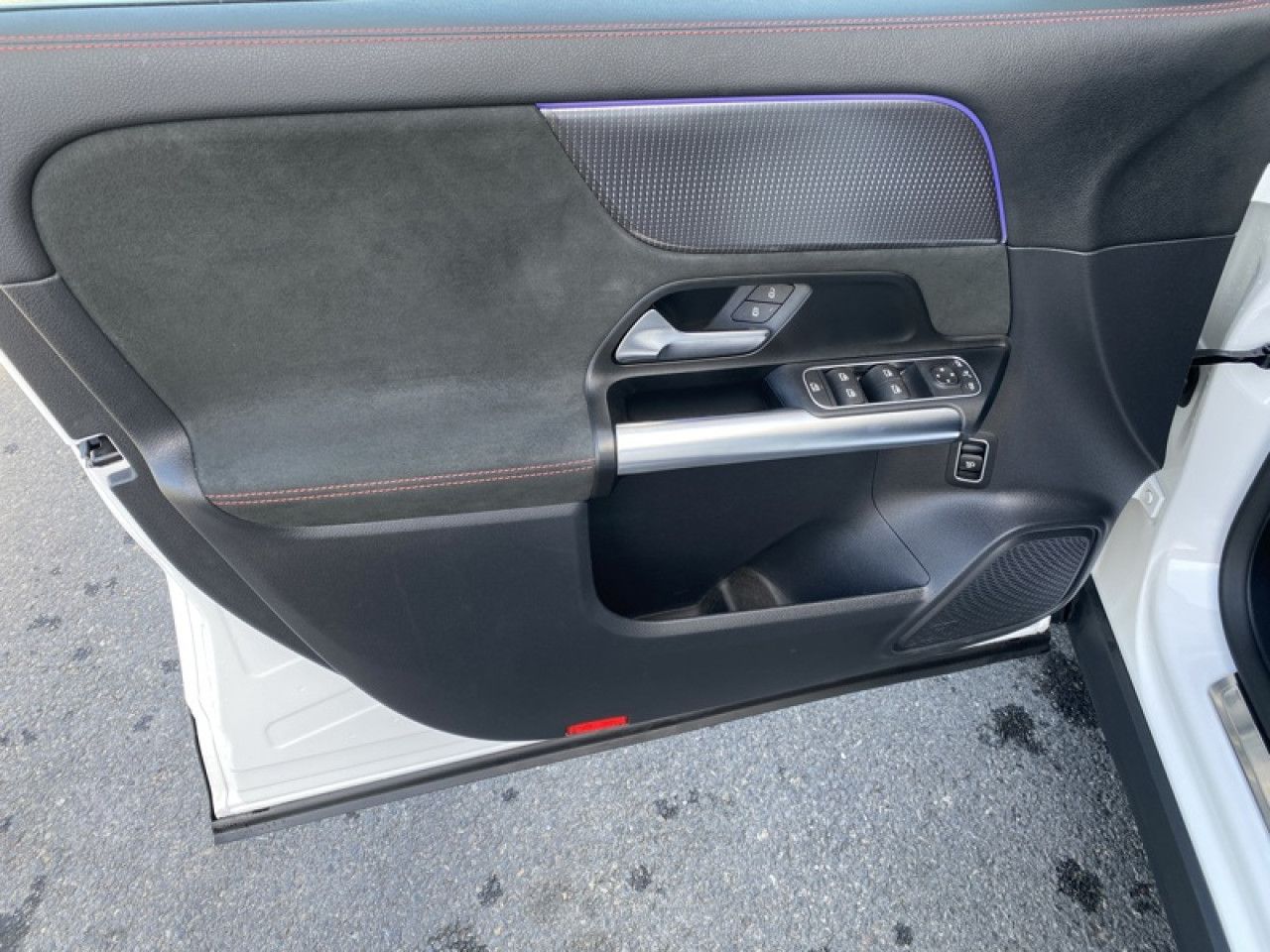 Photo du v&eacute;hicule 14 / 18