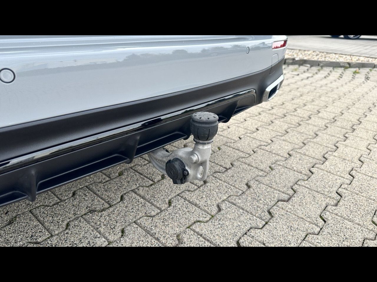 Mercedes-Benz E-Klasse – Bild 24