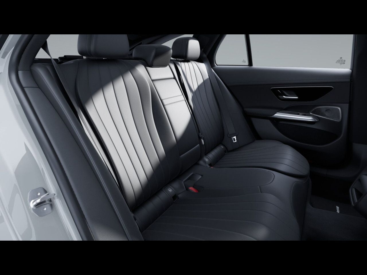 Mercedes-Benz E-Klasse – Bild 9