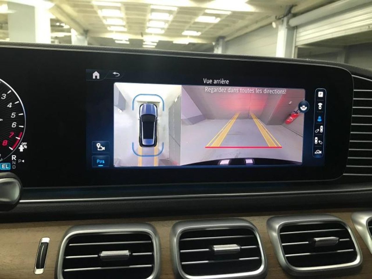 Photo du v&eacute;hicule 12 / 18