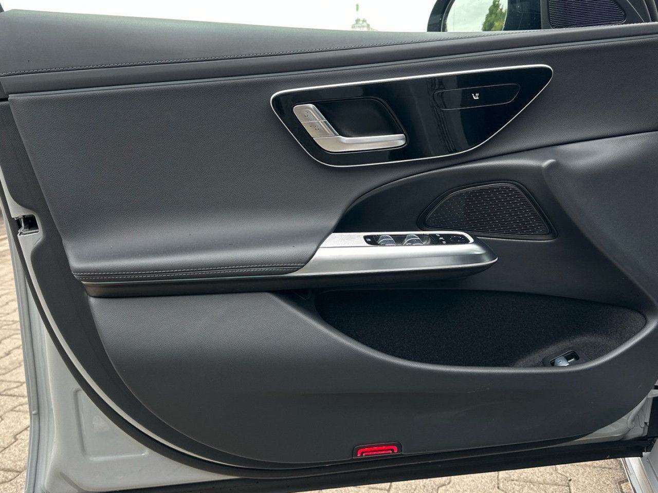 Mercedes-Benz E-Klasse – Bild 16