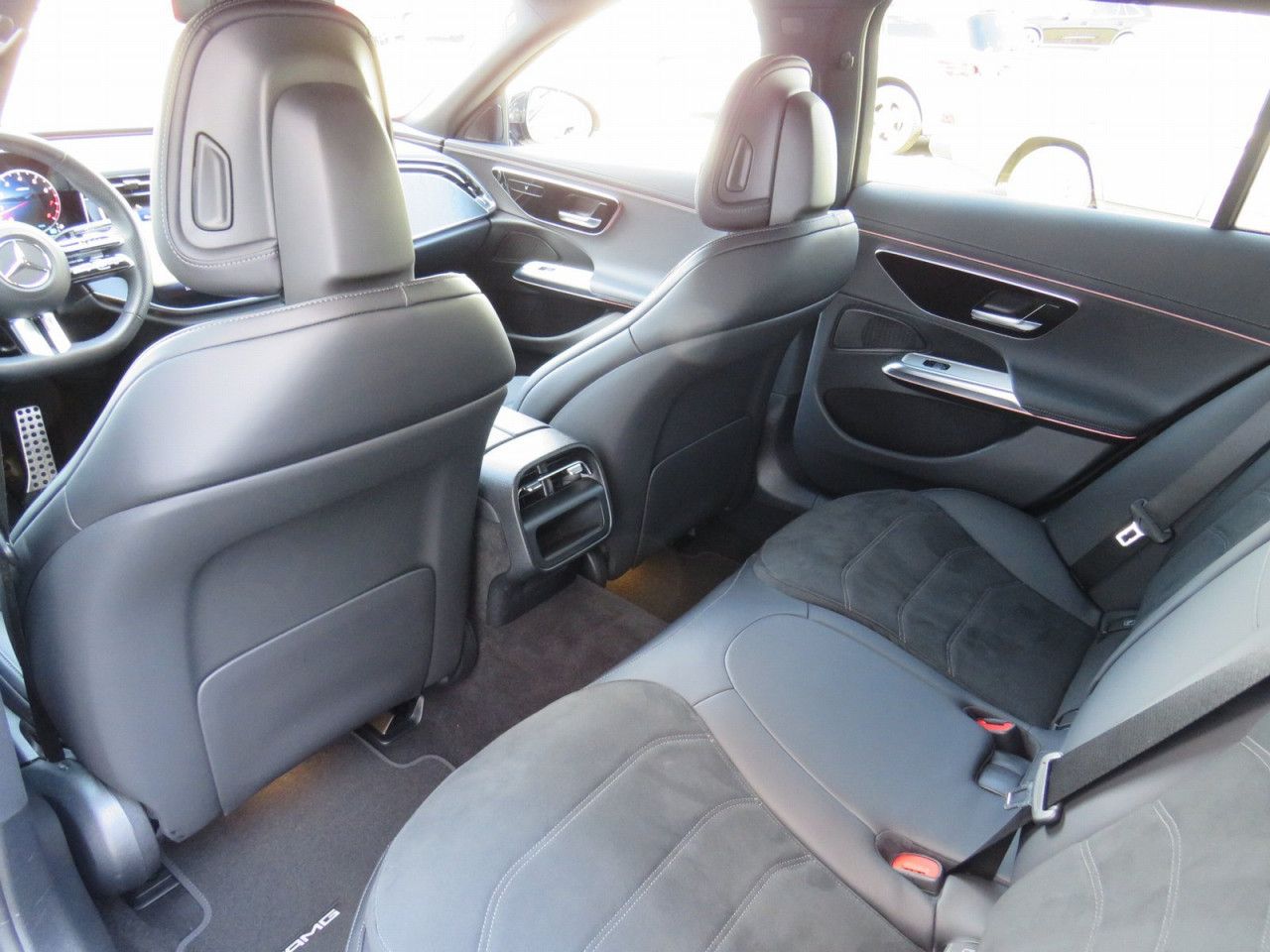 Mercedes-Benz E-Klasse – Bild 19
