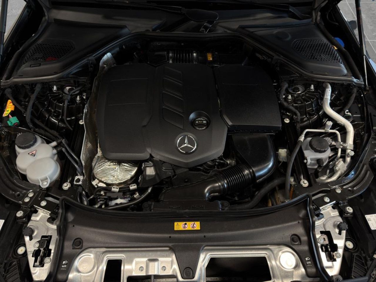 Mercedes-Benz E-Klasse – Bild 20
