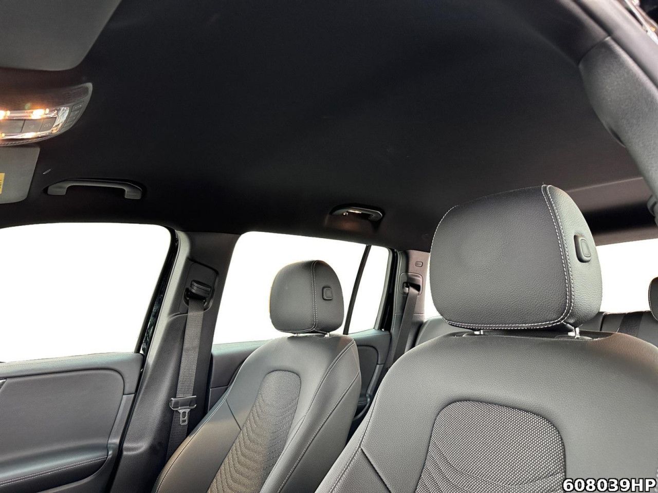 Mercedes-Benz GLB – Bild 13