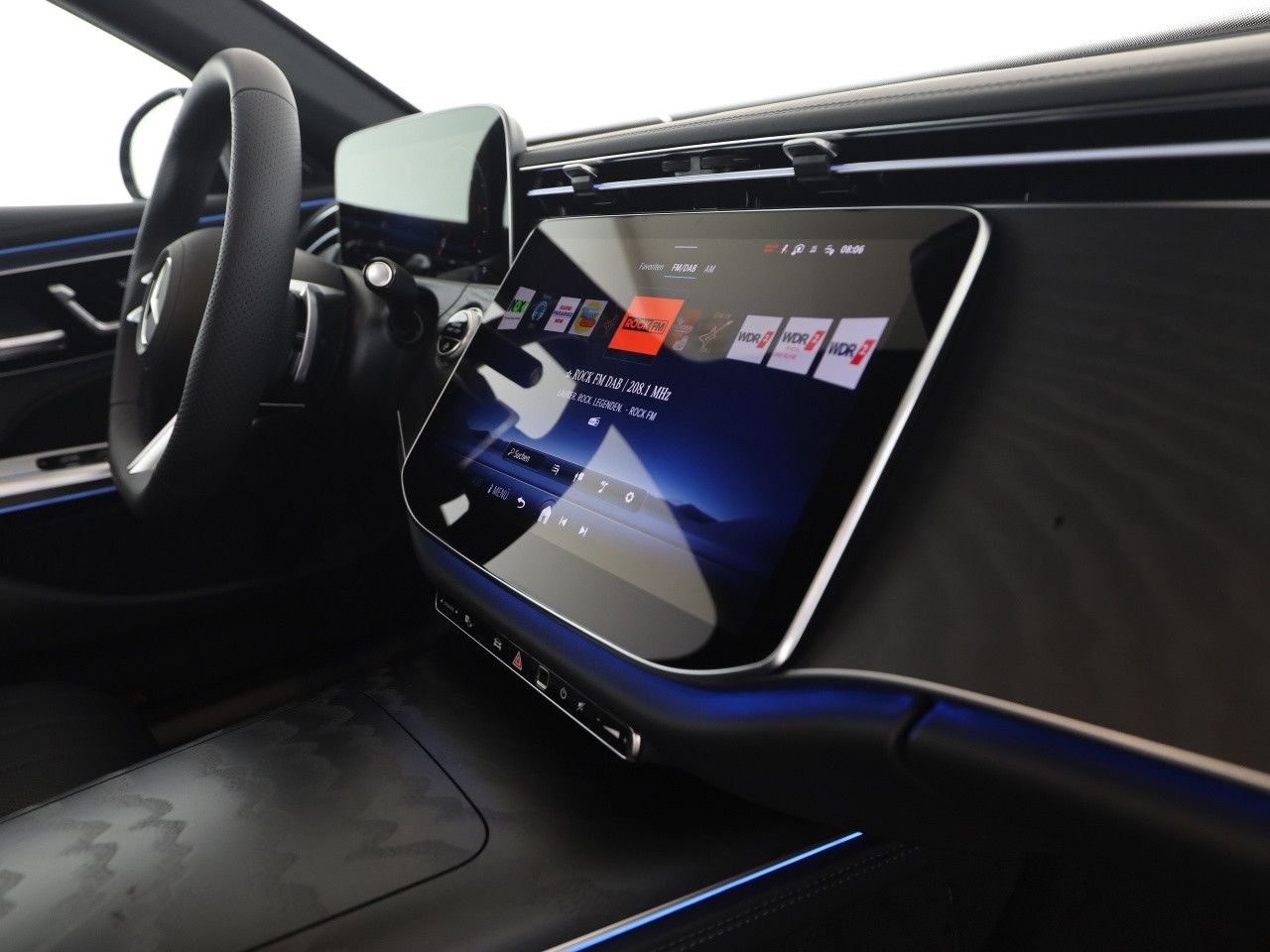 Mercedes-Benz E-Klasse – Bild 18